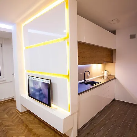 White Lux * Belgrad
